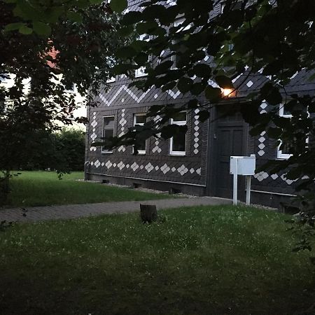 Apartment Ferienwohnung Blumenstadt Ерфурт Екстериор снимка